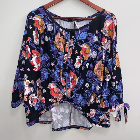 Free People Tops - NWT Free People Keepin’ On top